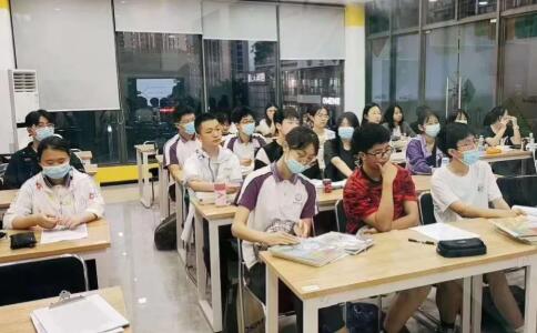 重庆英豪教育,重庆英豪教育暑期衔接班