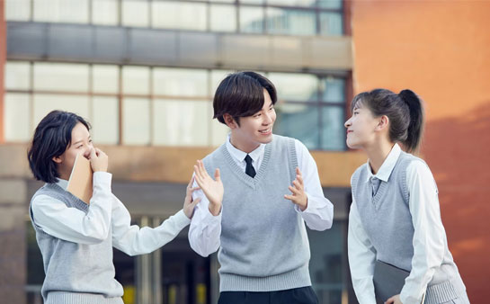 英豪教育小班课